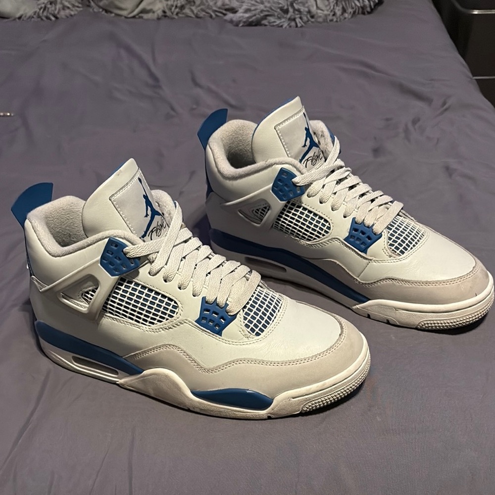 Jordan 4s - “Military Blue” Size 9.5 M